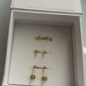 Earring set